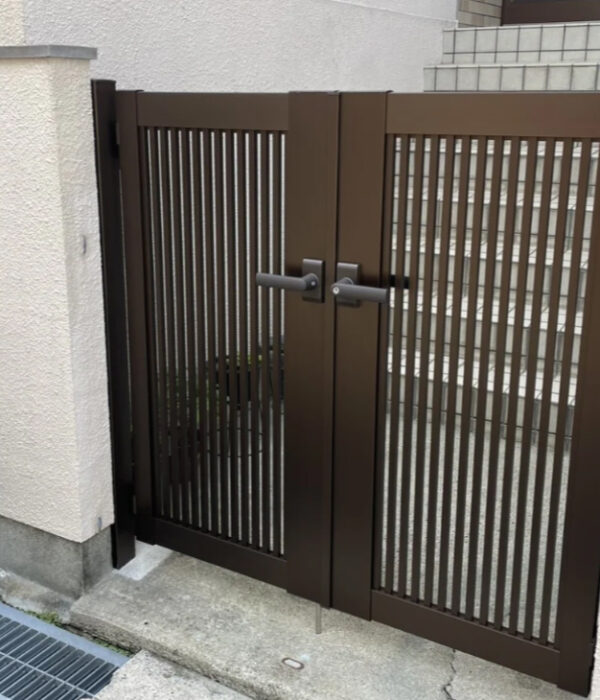 門扉入れ替え